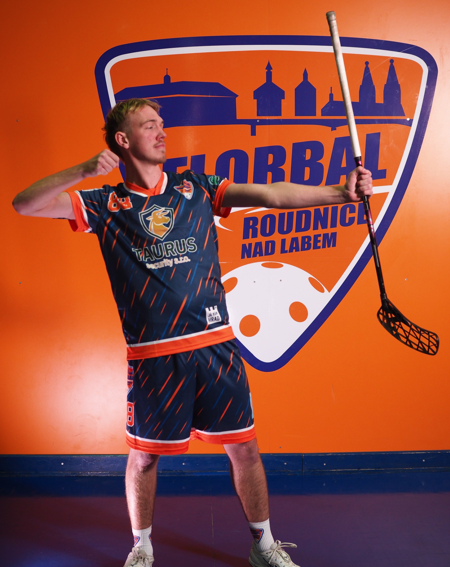 ONDŘEJ BERNÁT - A TÝM